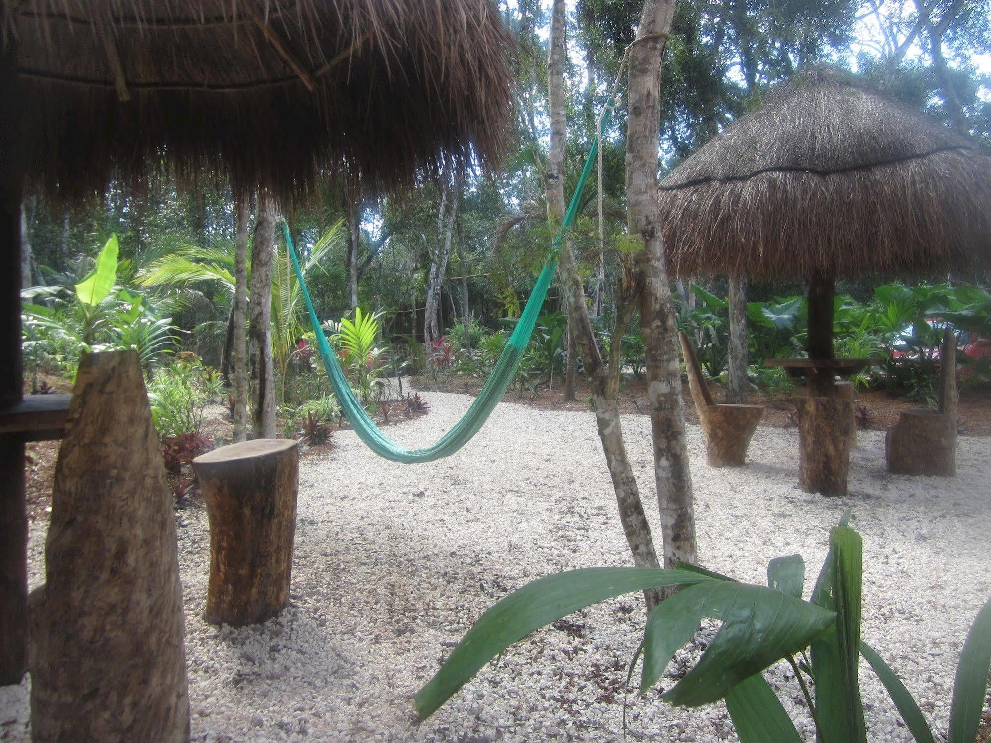 Casa Mango Bed & Breakfast Tulum Exterior photo