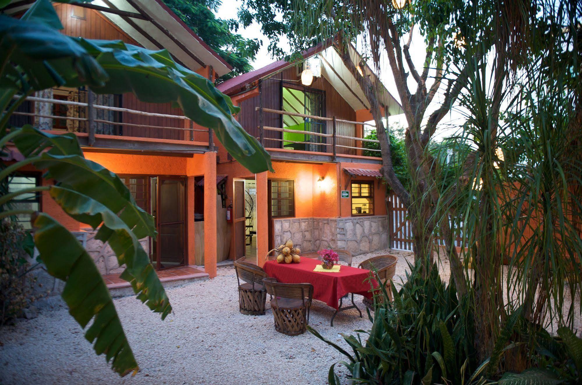 Casa Mango Bed & Breakfast Tulum Exterior photo